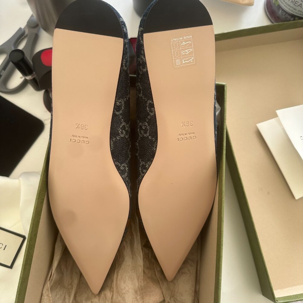 New Denim Monogramed Gucci Flats - Picture 3 of 16